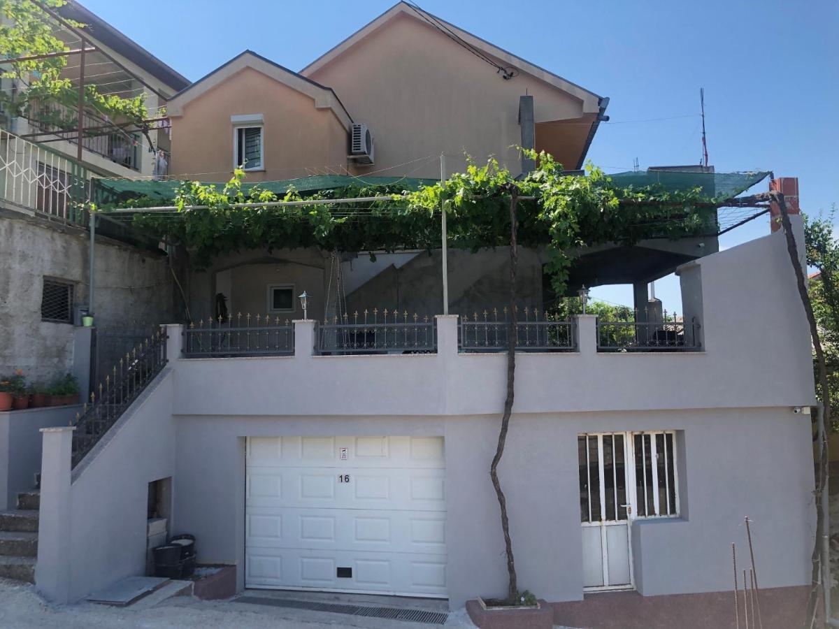 The Lookout Apartment Mostar Exterior foto